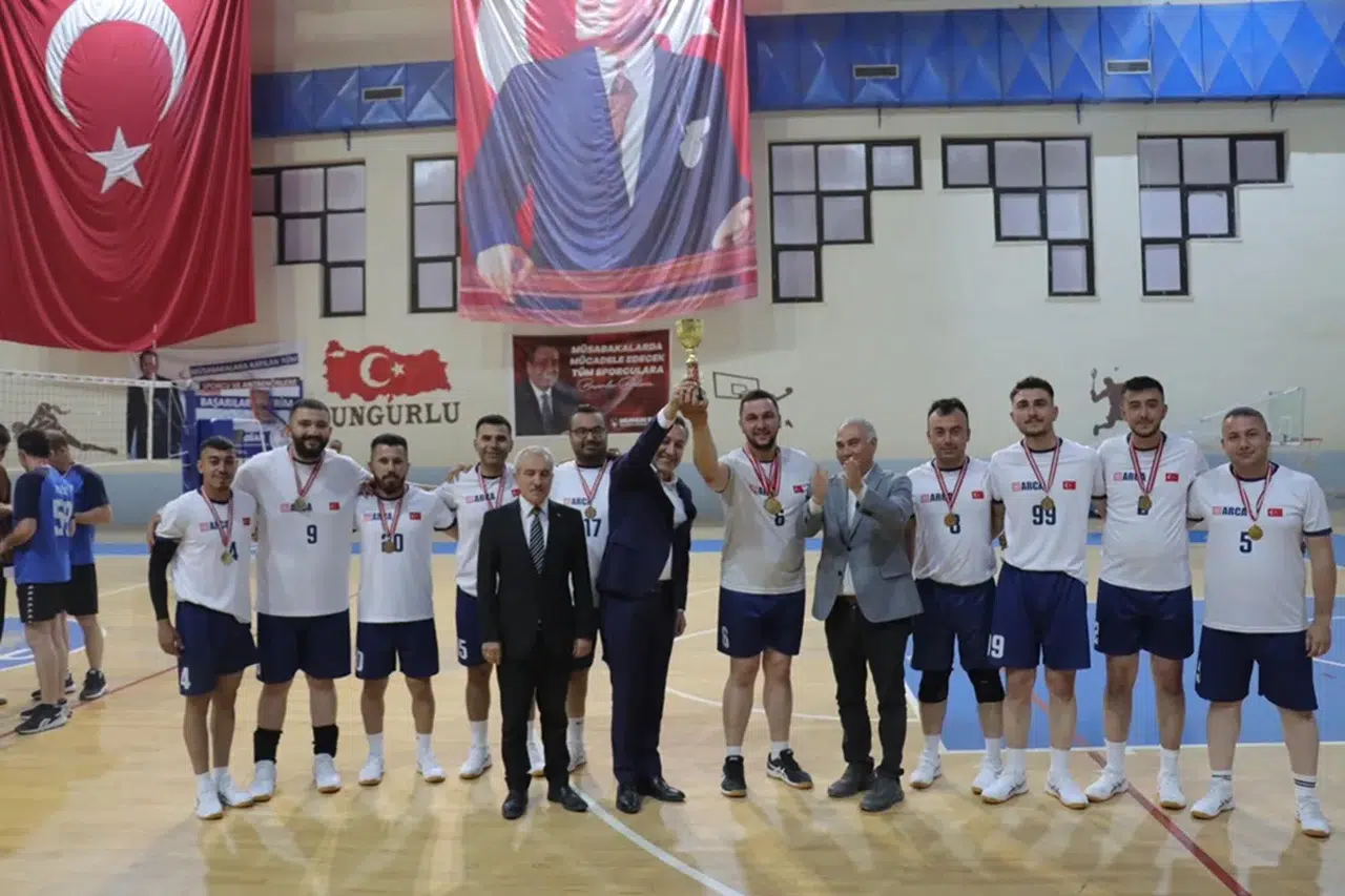 Kaymakamlık Kupasının Şampiyonu Arca Savunma Oldu!