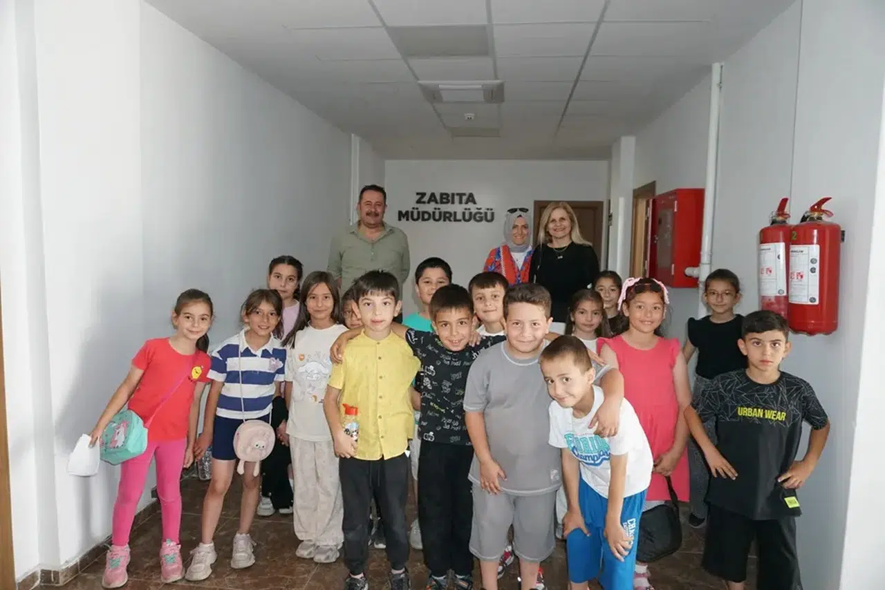 Minikler Belediyeyi Tanıdı
