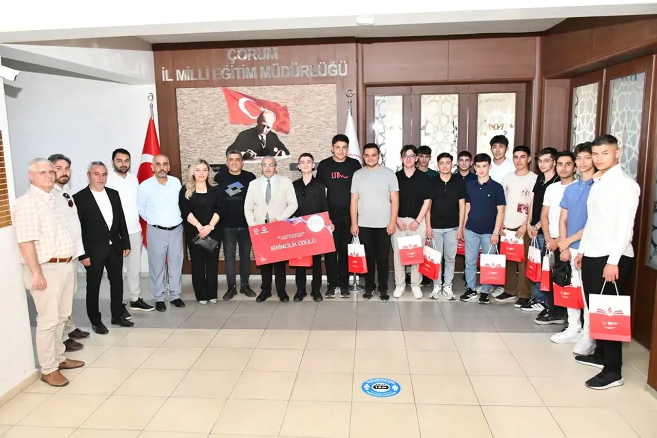Birinci Olan Gençleri Ağırladı