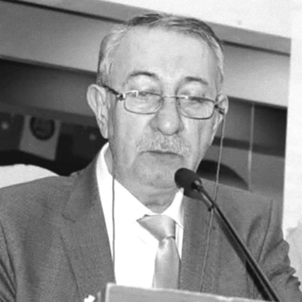 ‘Kıymetli Bir Dostu Kaybettik’