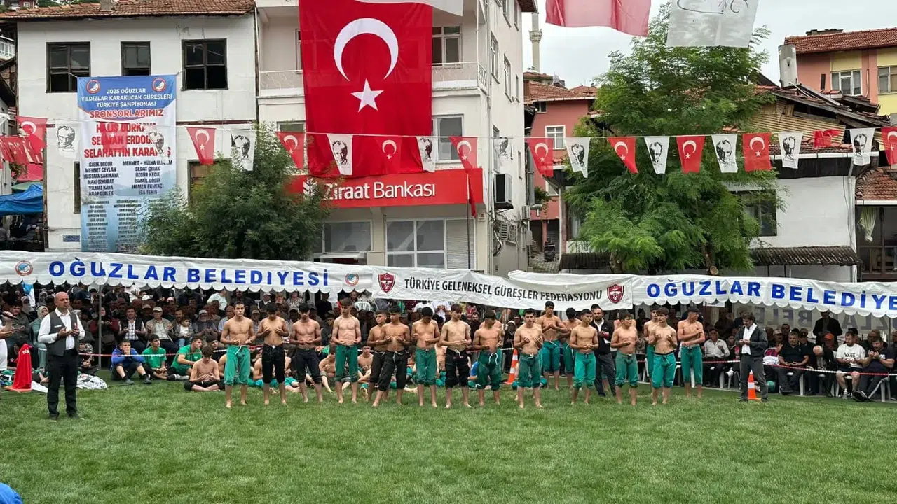 Tahtasız, Oğuzlar'daki Güreş Şampiyonasına Katıldı