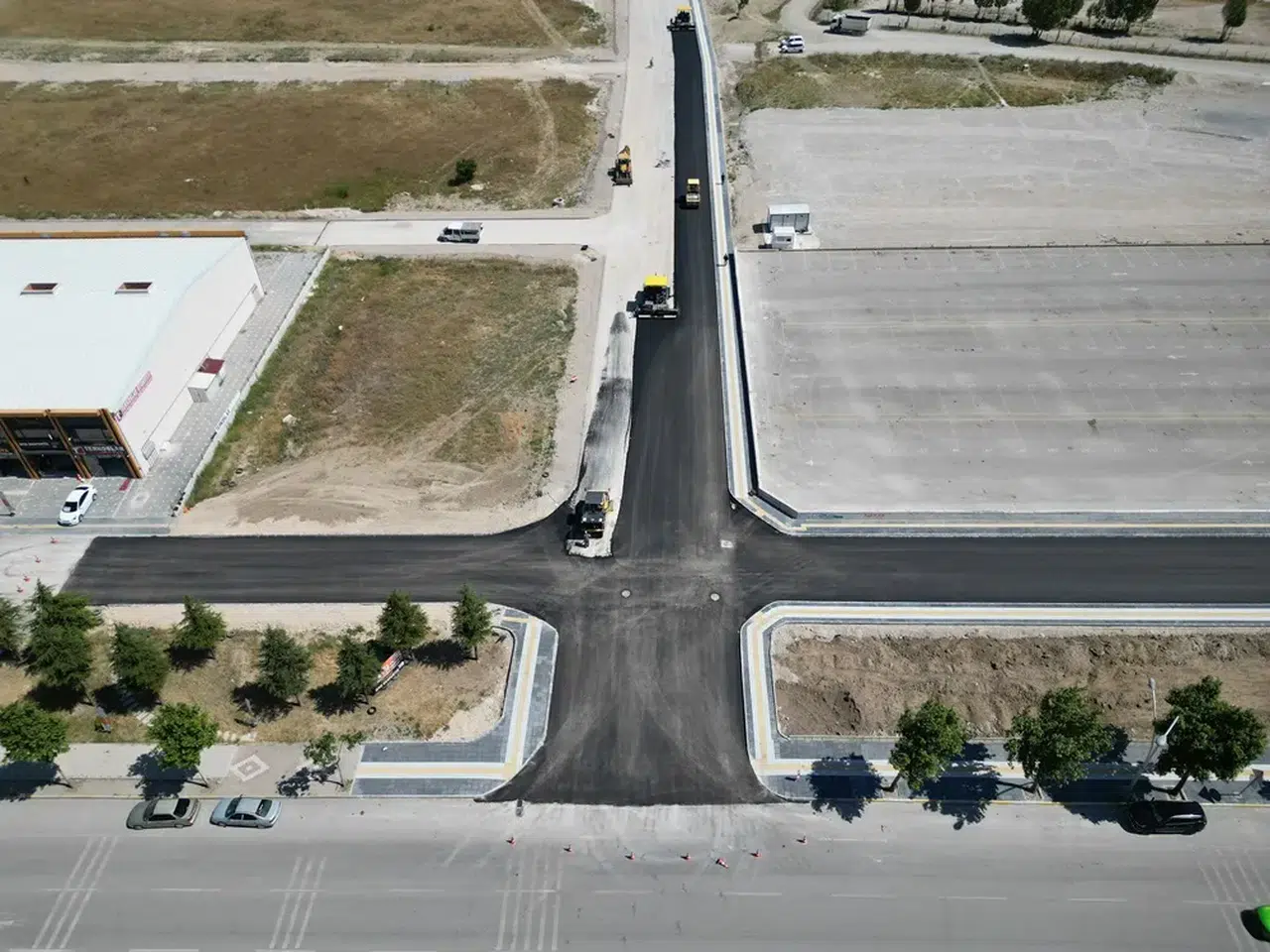 Hastaneleri Buluşturan Yol