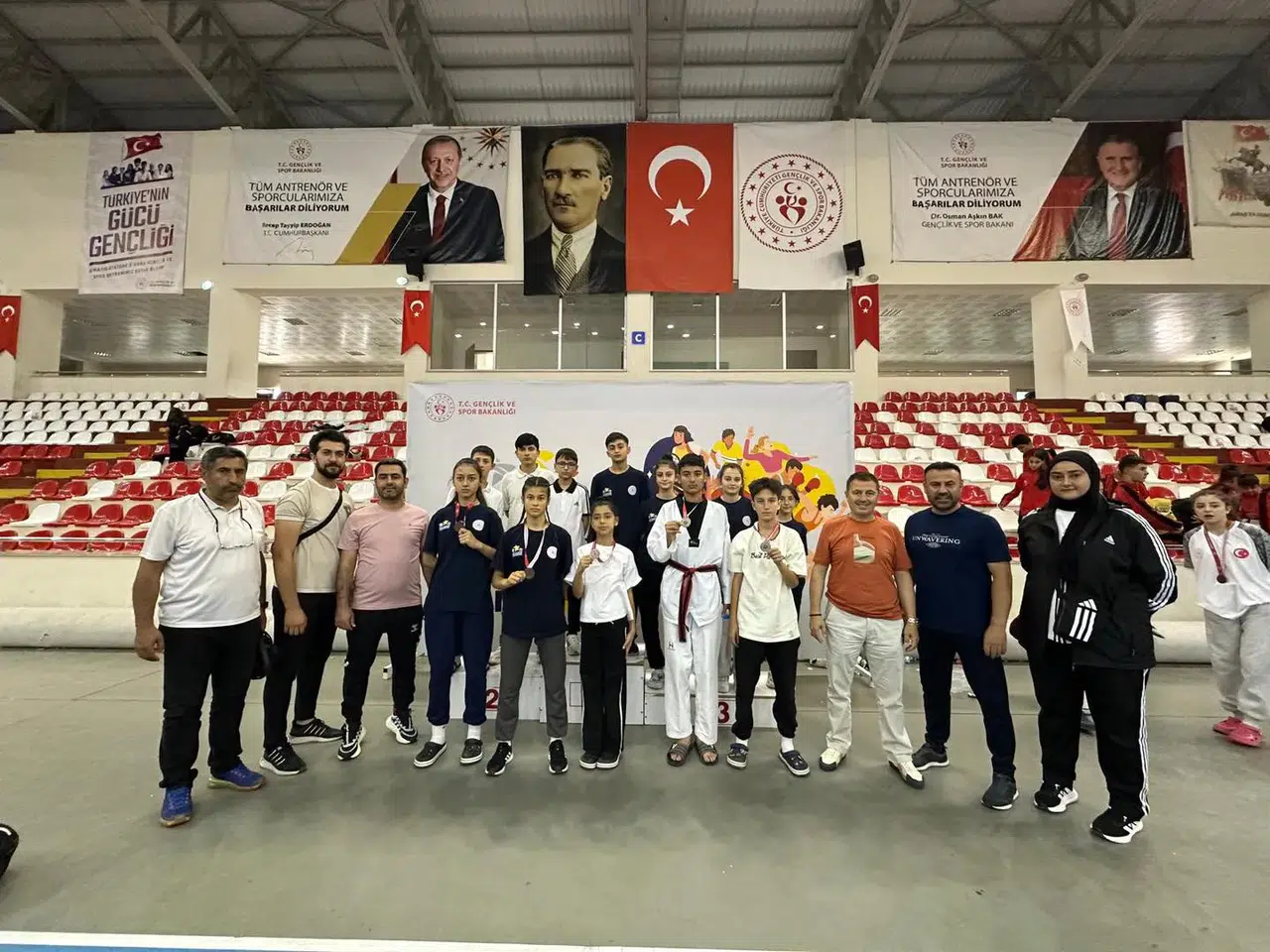 Çorum Taekwondo Takımı Beş Madalya İle Döndü