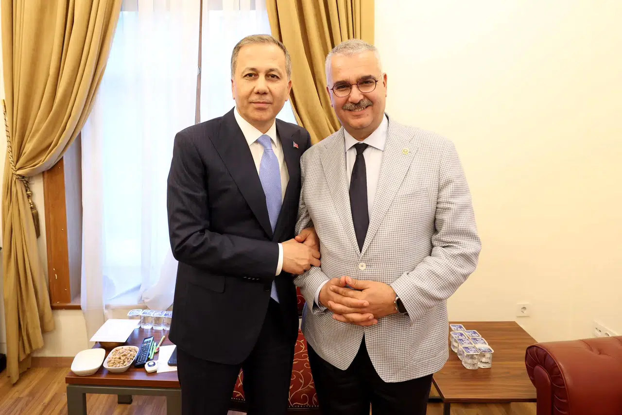 Bakan Yerlikaya ile Çorum'u Görüştü