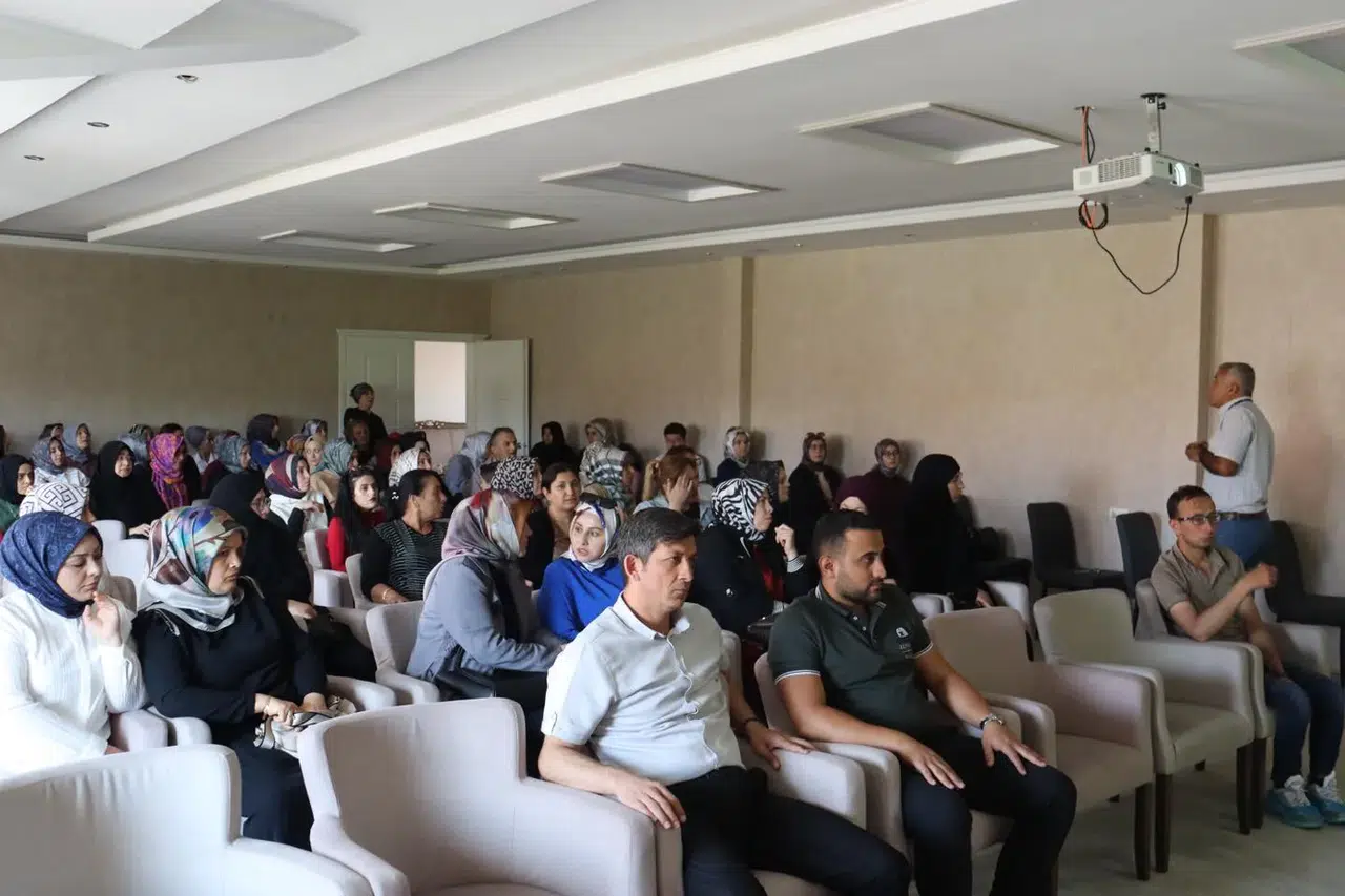 İşbaşı Eğitim Programı Seminerle Tamamlandı