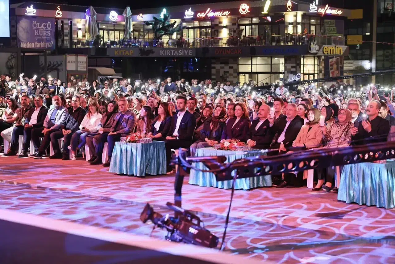 ‘Akşam Sefası’ Mest Etti