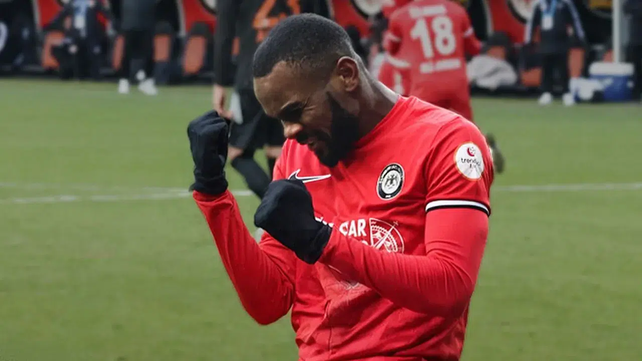 Çorum FK, Avounou ile Yollarını Ayrıldı