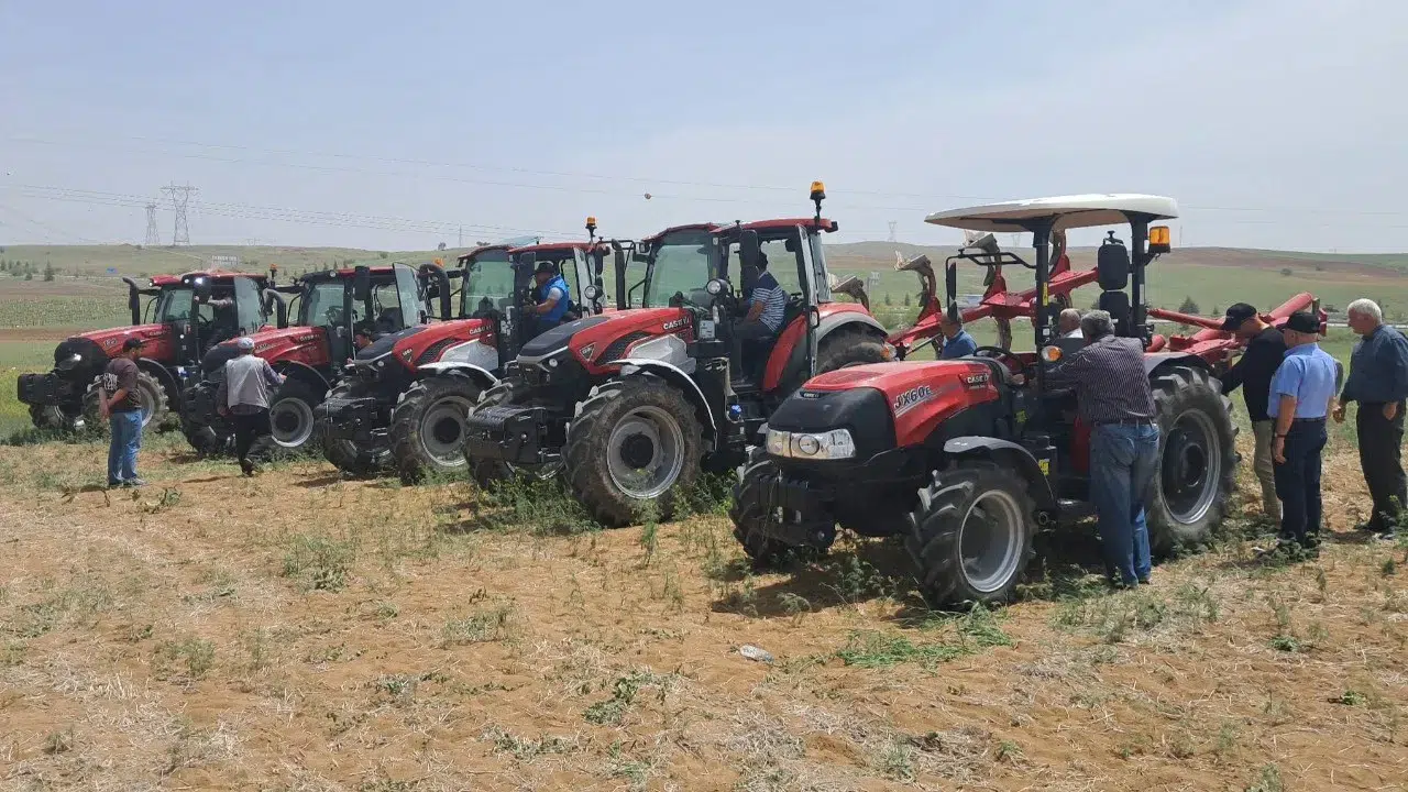 TürkTraktör, 14 konumda "Geleneksel Tarla Günleri" etkinliği düzenledi