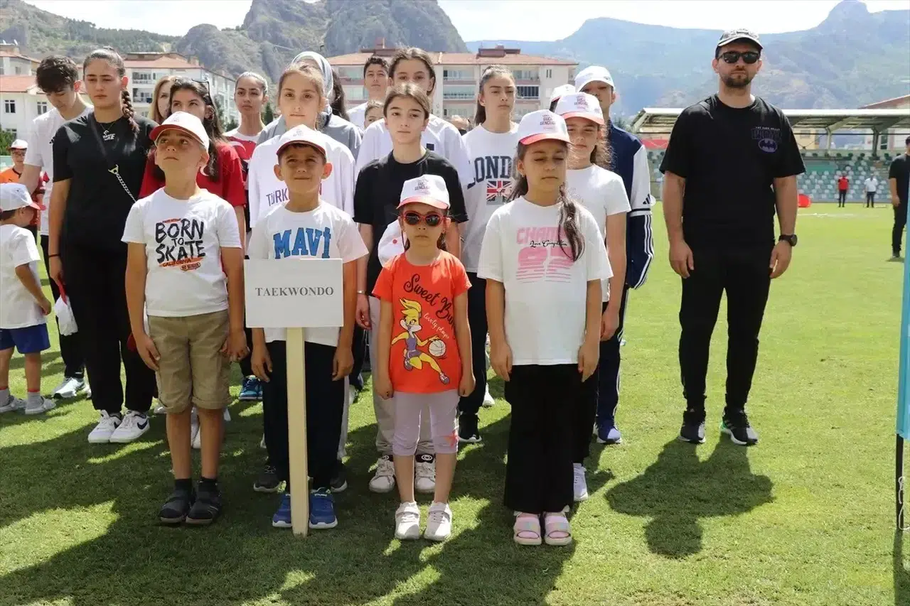 Amasya’da yaz spor okullarının açılışı yapıldı