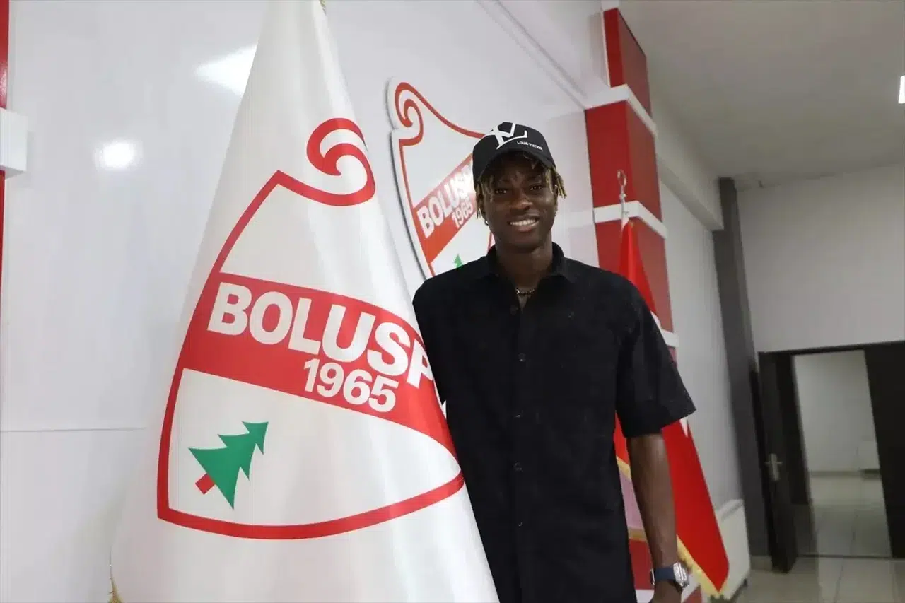 Boluspor, Nijeryalı futbolcu Rasheed Akanbi ile 2 yıllık sözleşme imzaladı