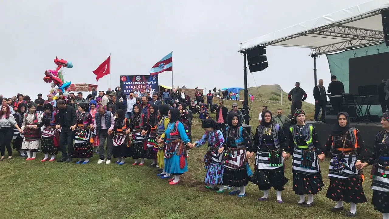 Trabzon'da 15. Karakısrak Şenliği yapıldı