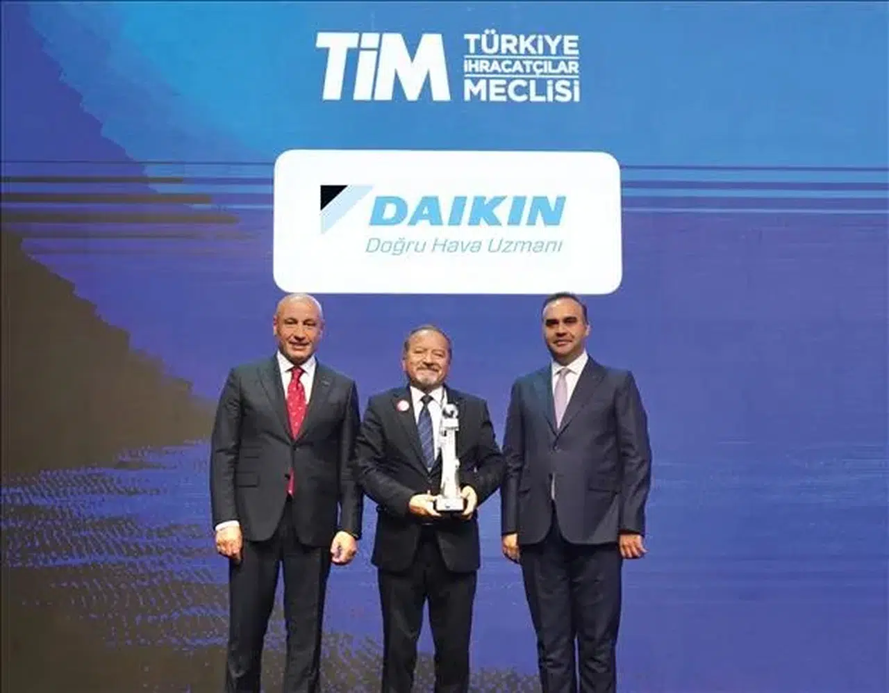 Kalyon İnşaat, doğal gaz boru hattı projesiyle Tuna Nehri'ni aştı