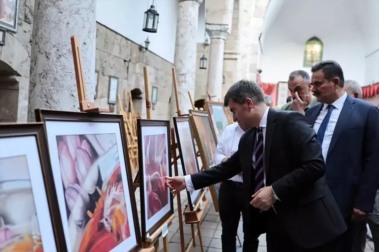 Amasya’da “Amasya’nın Renkleri” Sergisi açıldı