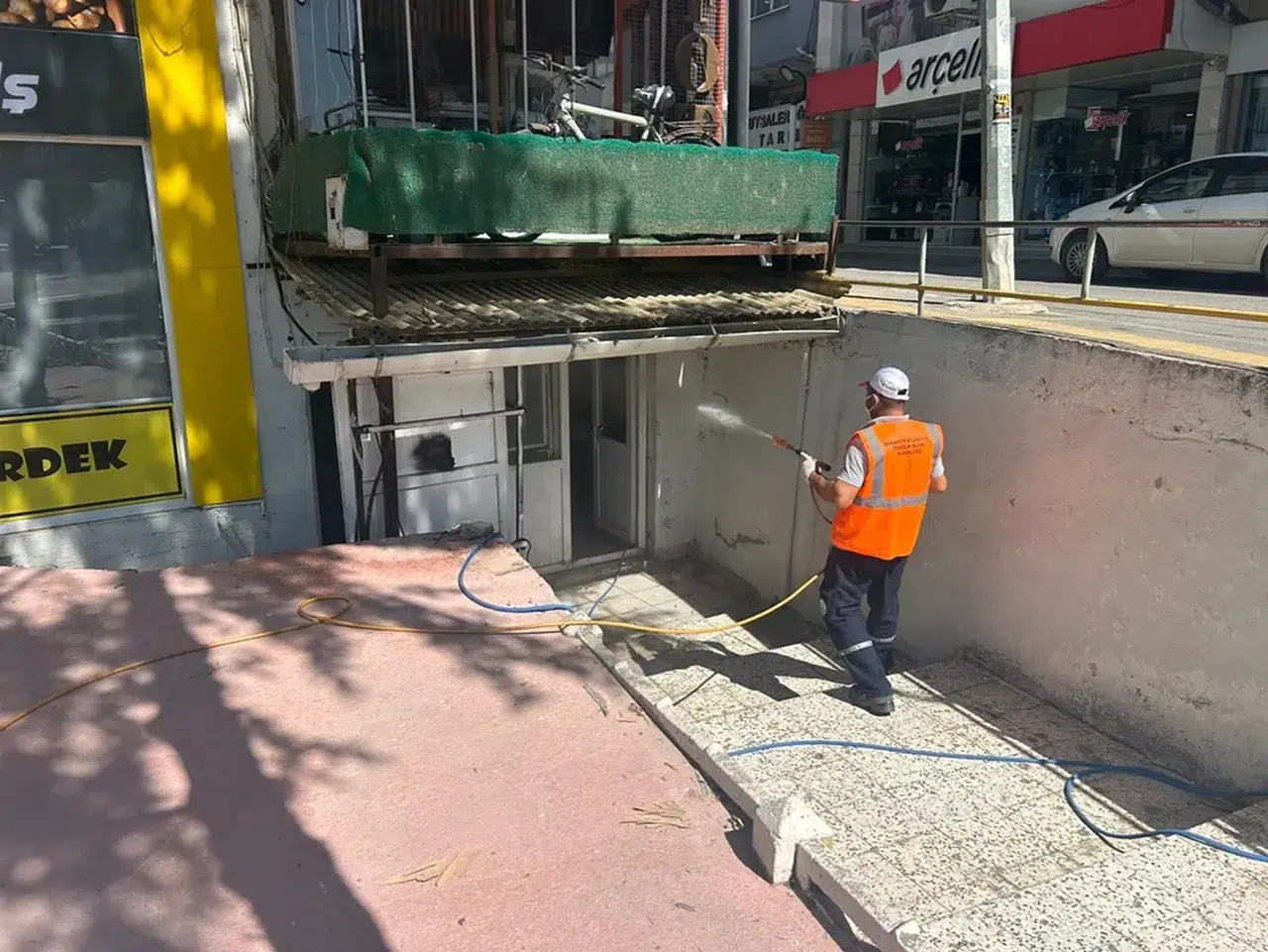 Haşere ve Keneye Karşı Kapsamlı Çalışma