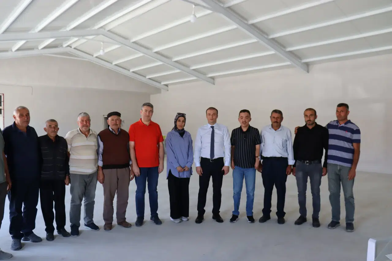 Kaymakam Dinçer, Köy Halkını Dinledi