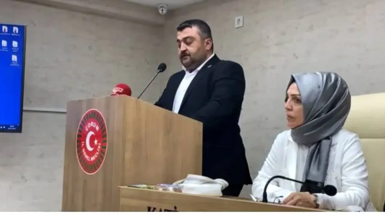 AK Parti ile MHP’yi Gerecek Sözler: Kaçak Yapıya İzin Verdi
