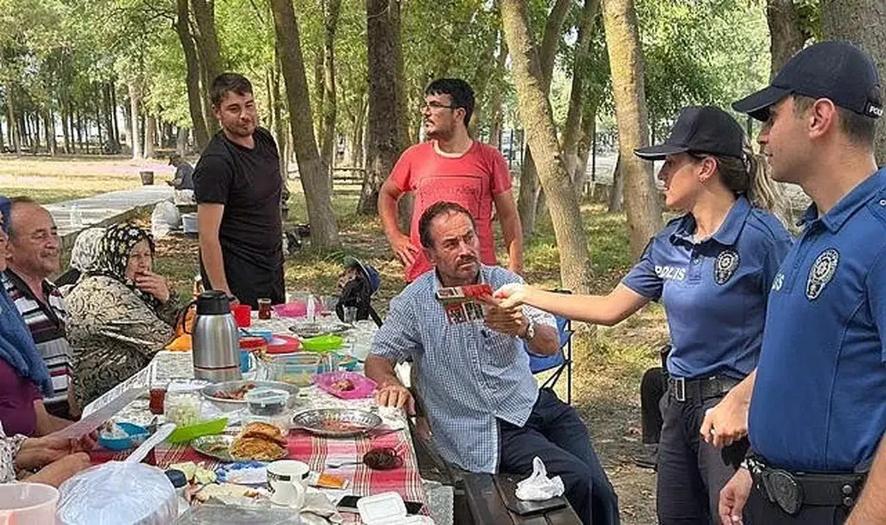 Alaçam Emniyeti orman yangınlarına karşı farkındalık için bilgilendirme yaptı