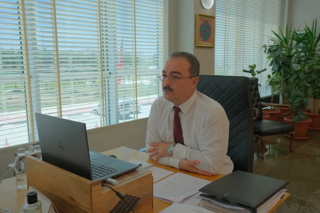 Öztürk, Araştırma Burs ve Destekleri Grubu ile Yarışmalar Grubu Yürütme Kurulunda