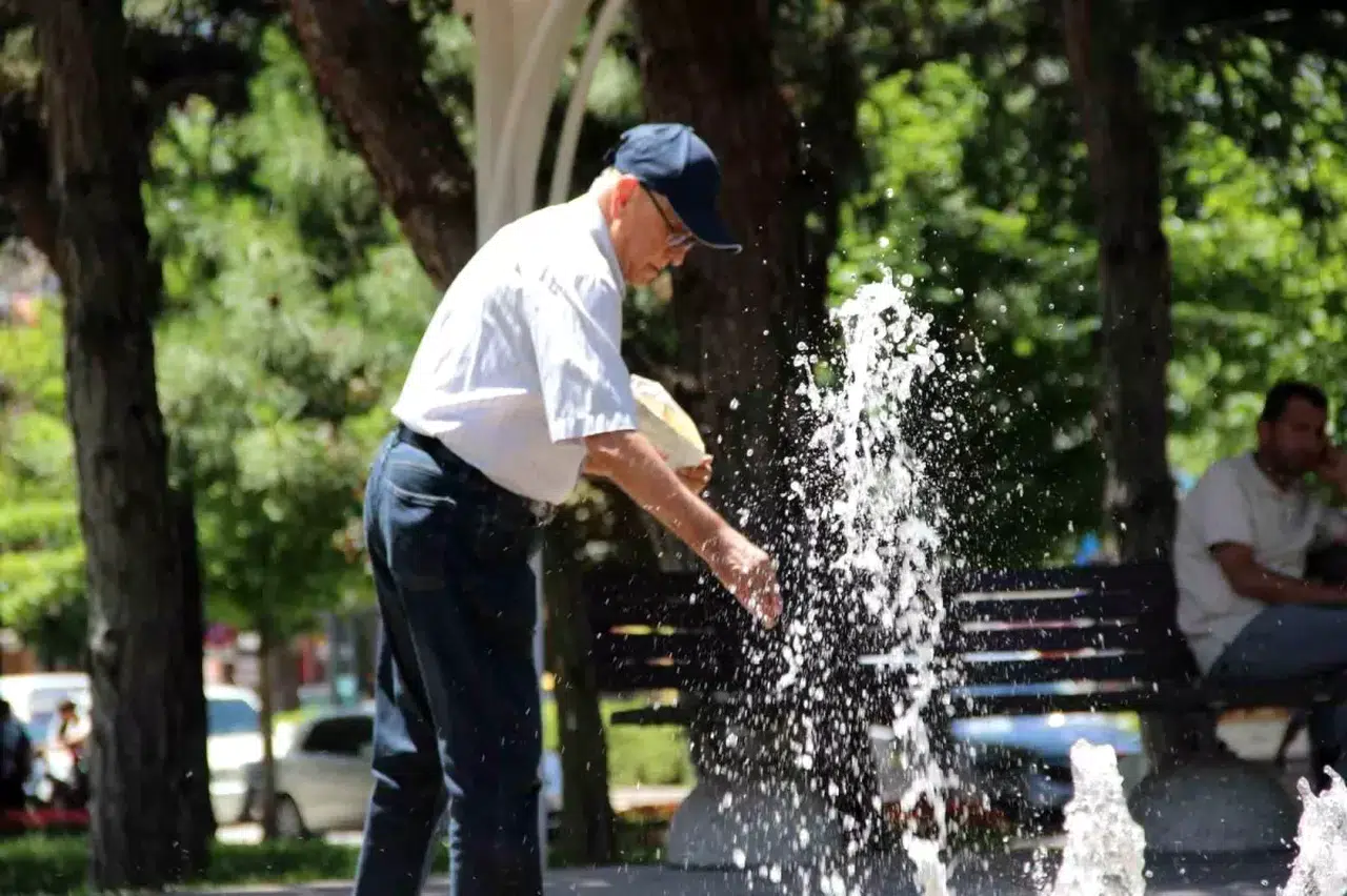 Çorum’un da Dahil Olduğu 50 İlde Sıcaklık 35 Dereceyi Geçti