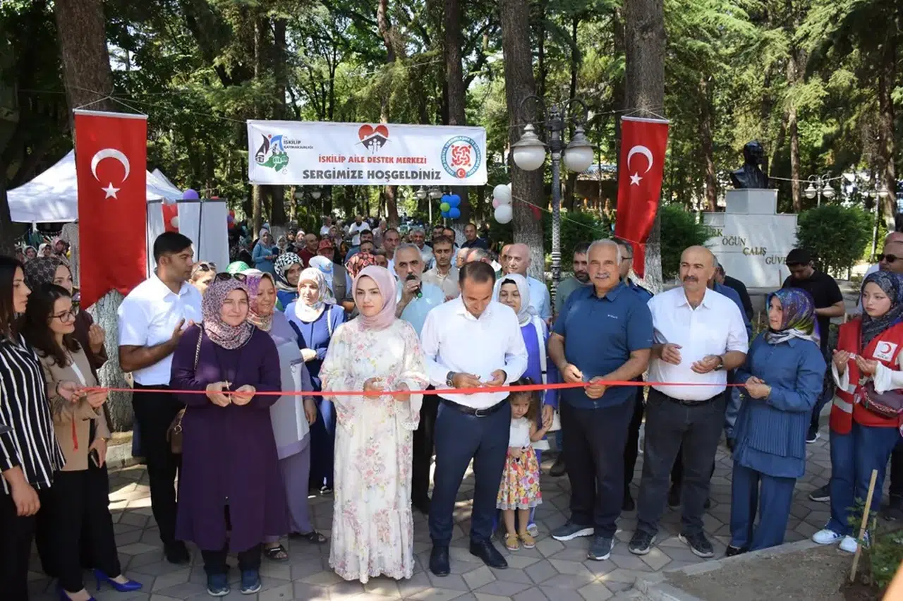 ADEM Kursiyerlerinin Ürünleri Görücüye Çıktı