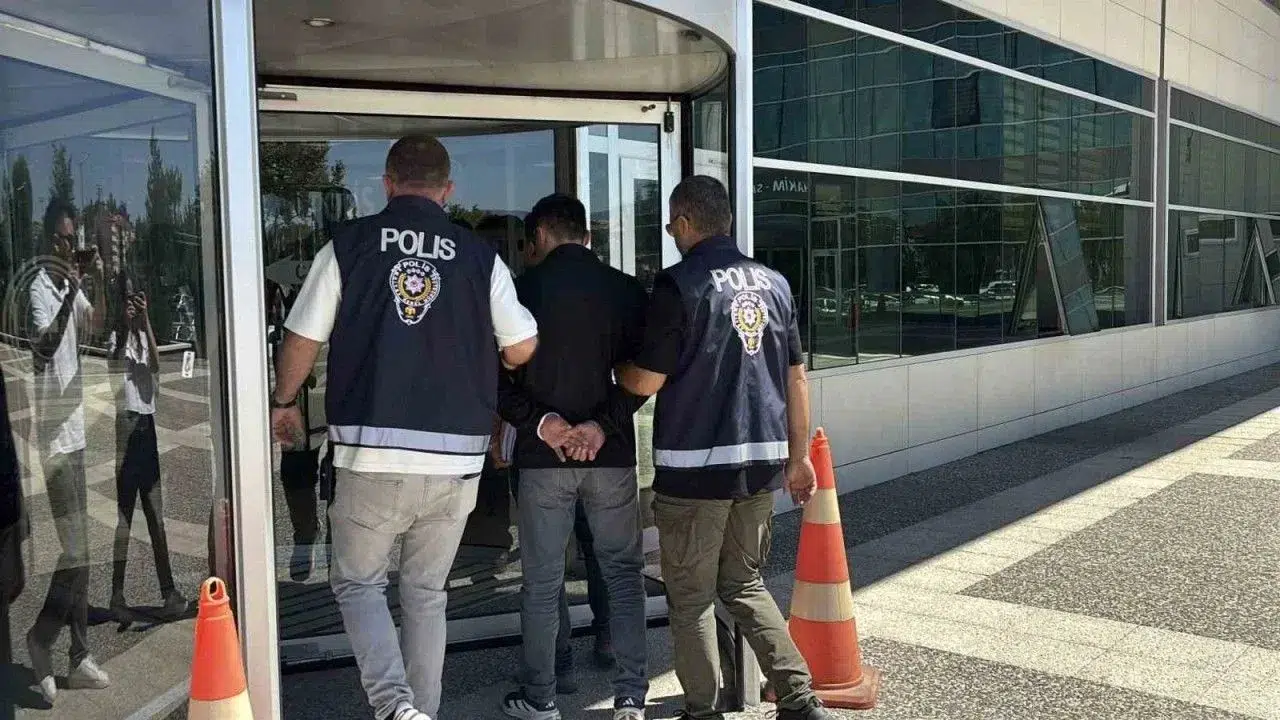 Bolu'da bir kişinin tabancayla yaralandığı kavgaya ilişkin 2 kişi tutuklandı