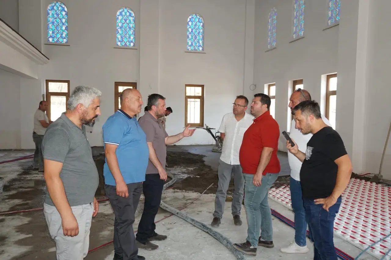 Koyunbaba Türbesi Yanındaki Cami İnşaatı İncelendi