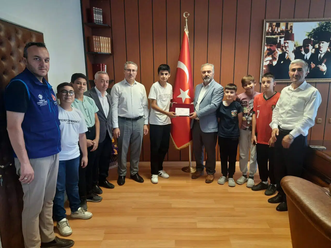 Miniklerden Filistin'e Anlamlı Destek