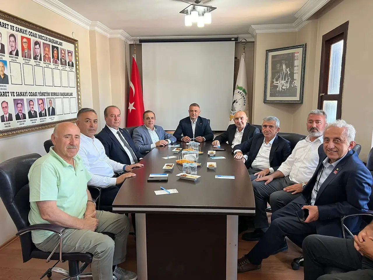 Tahtasız, Akçakoca’da Sorun Dinledi