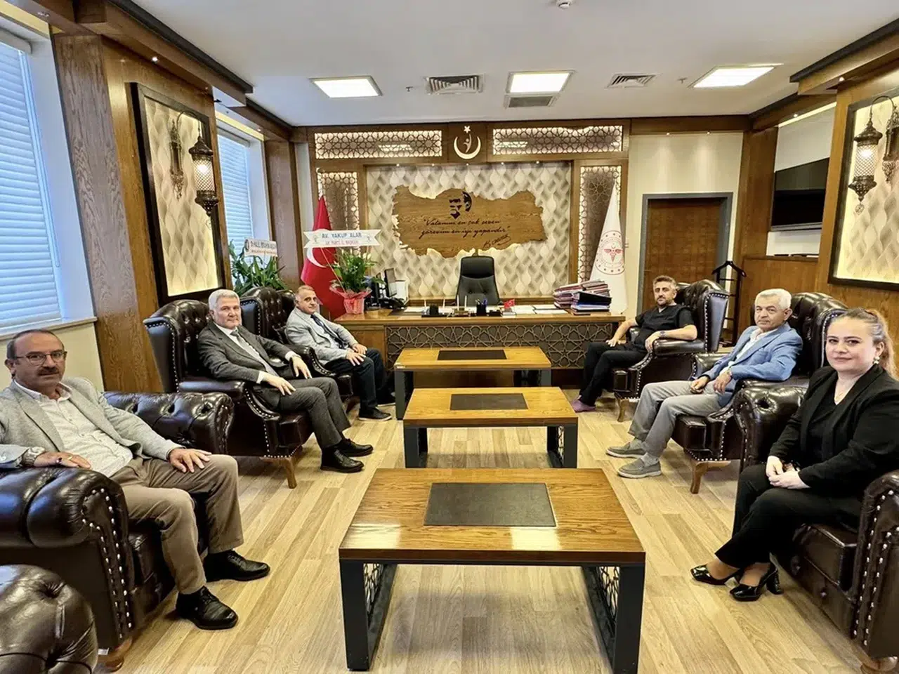 AK Parti’den Yeni Başhekime Ziyaret
