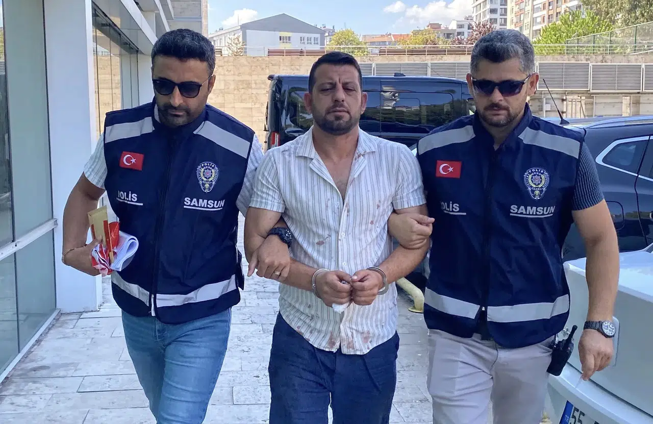 Samsun'da birbirlerini yaralayan kadın ile erkek arkadaşı gözaltına alındı