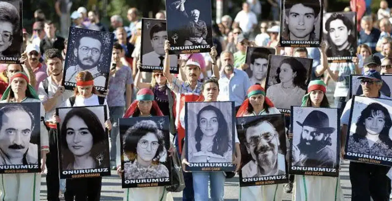 ‘33 Canımızı Diri Diri Yakanlar Affedilemez’