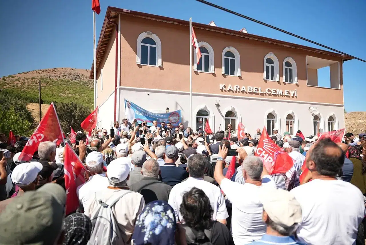 Tahtasız’dan Tutuklu Belediye Başkanının Köyüne Ziyaret