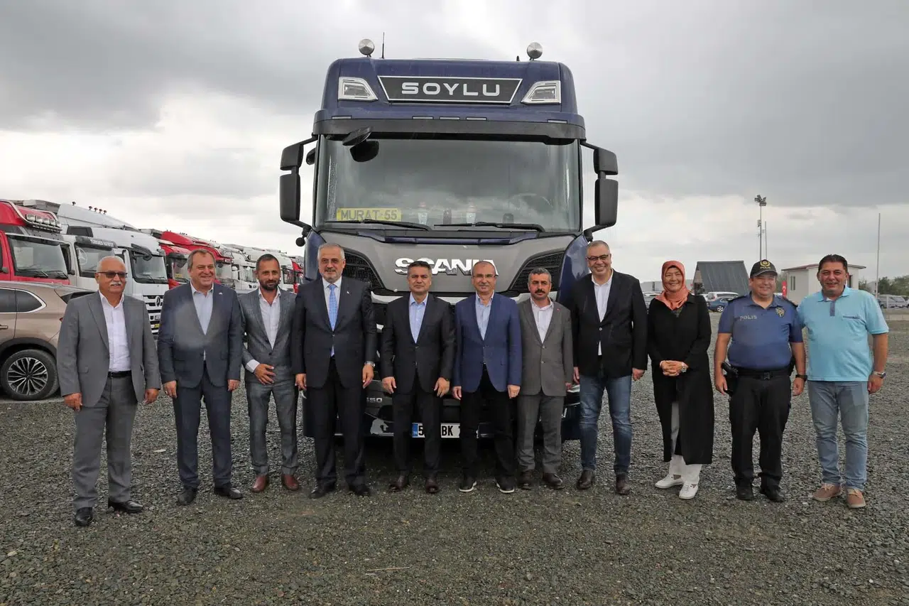 Bafra'da "Modern Kamyon ve Tır Garajı" hizmete açıldı