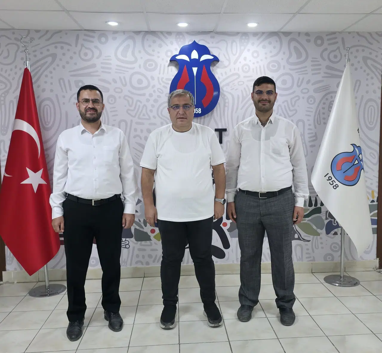 Müftüden Ünlü'ye Ziyaret