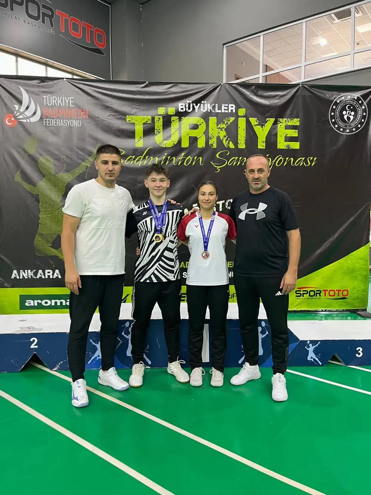 Osmancıklı Badmintoncudan Türkiye Şampiyonasında Çifte Madalya