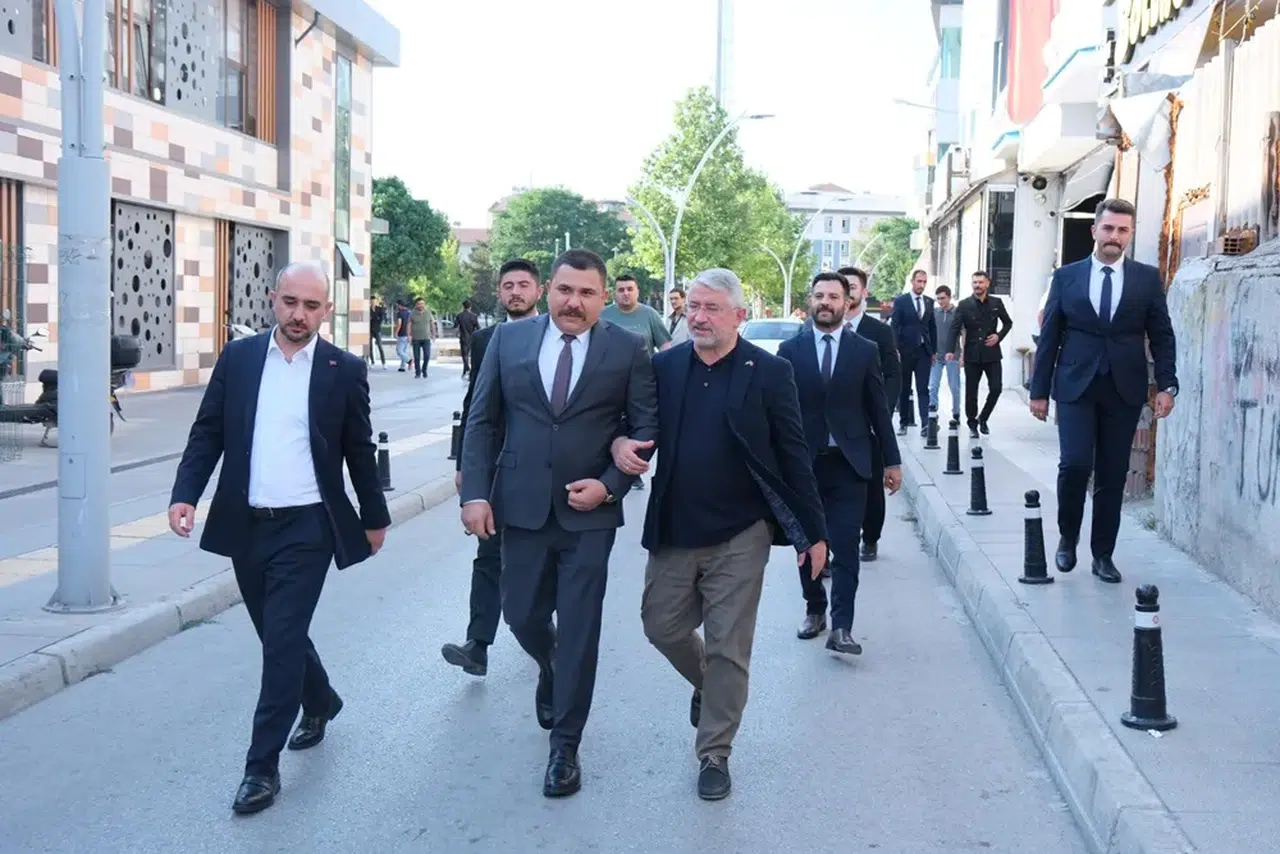 Aşgın’dan Ülkü Ocakları'na Ziyaret