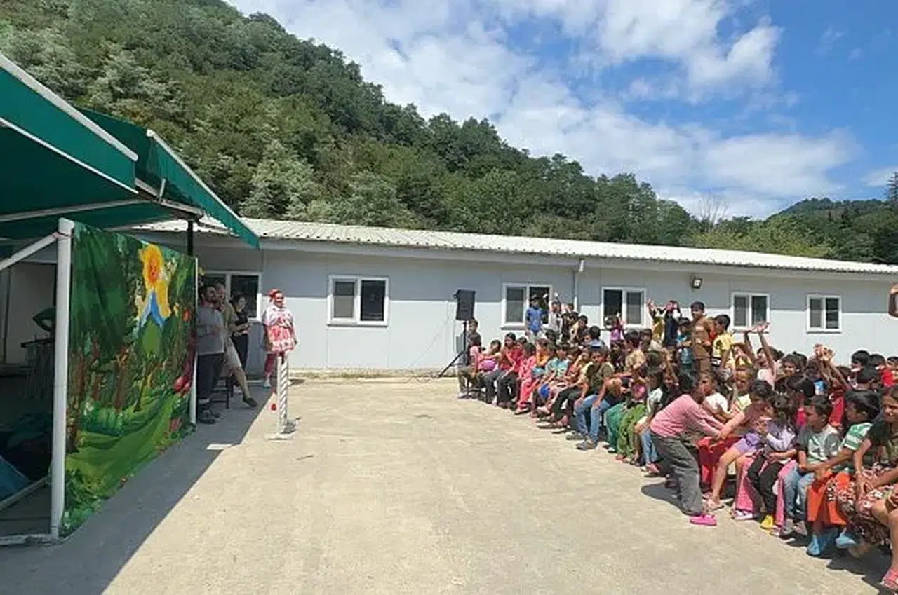 YEDAŞ'tan çocukları gülümseten etkinlik