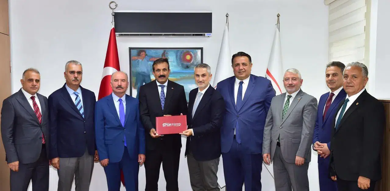 Uğurludağ'a Gençlik Merkezi ve Yeni Spor Yatırımları
