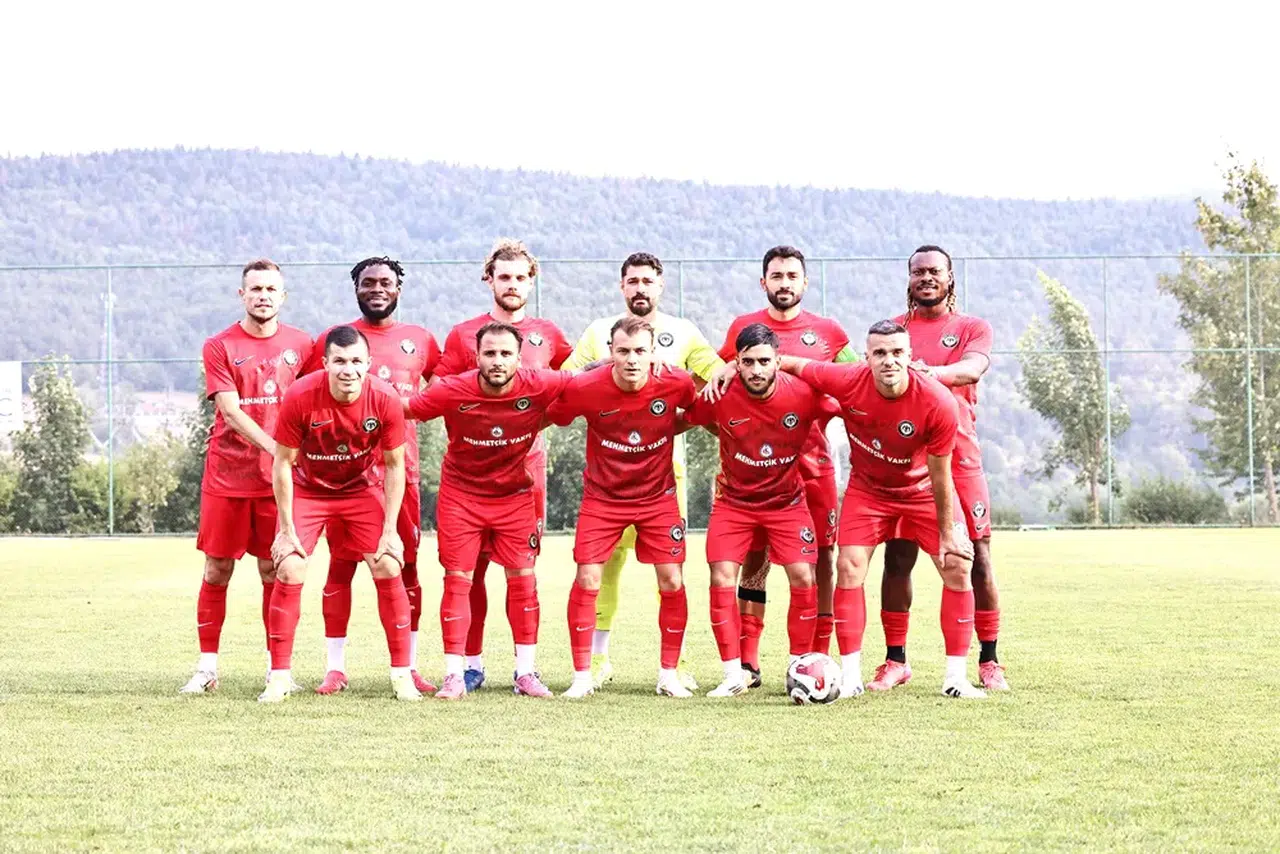 Yapay Zeka, Arca Çorum FK'yi Süper Lig'e Yükseltti!