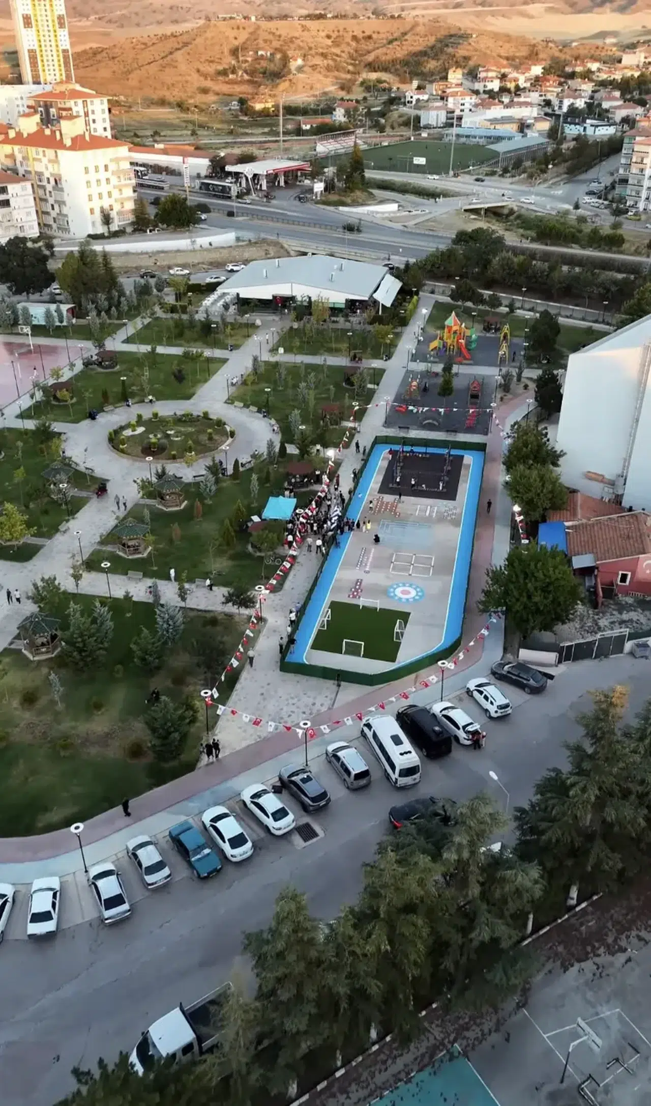 Geleneksel Sokak Oyunları Parkı Çocuklarla Buluştu