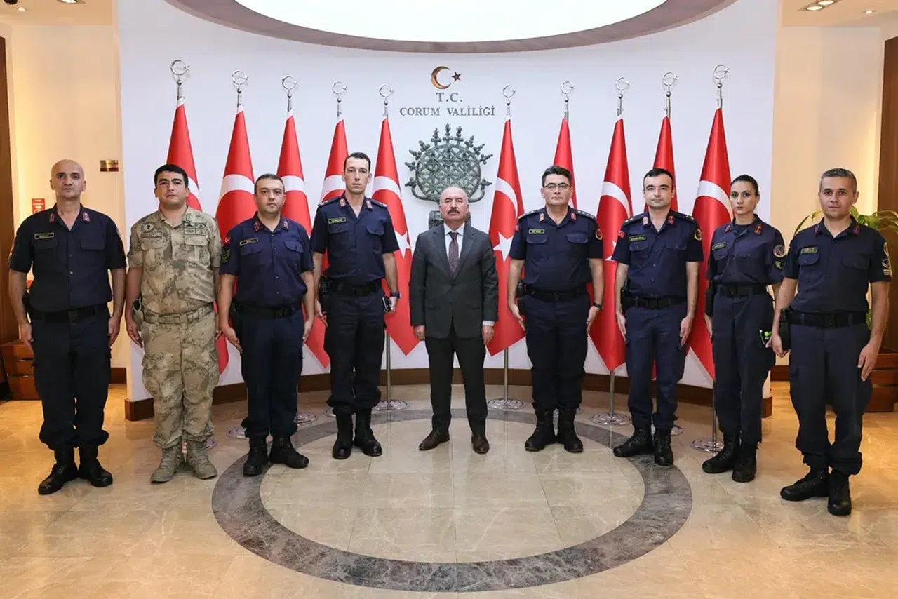 Terfi Eden Jandarma Personelini Kutladı