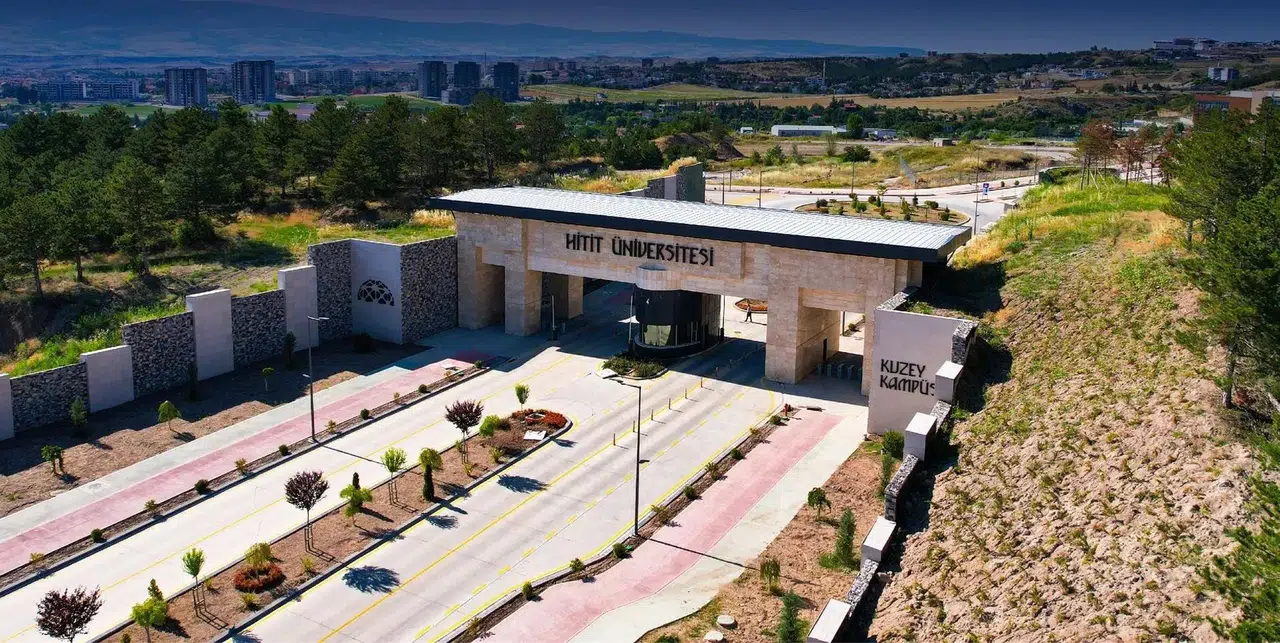 HİTÜ Öğrencileri Finalde