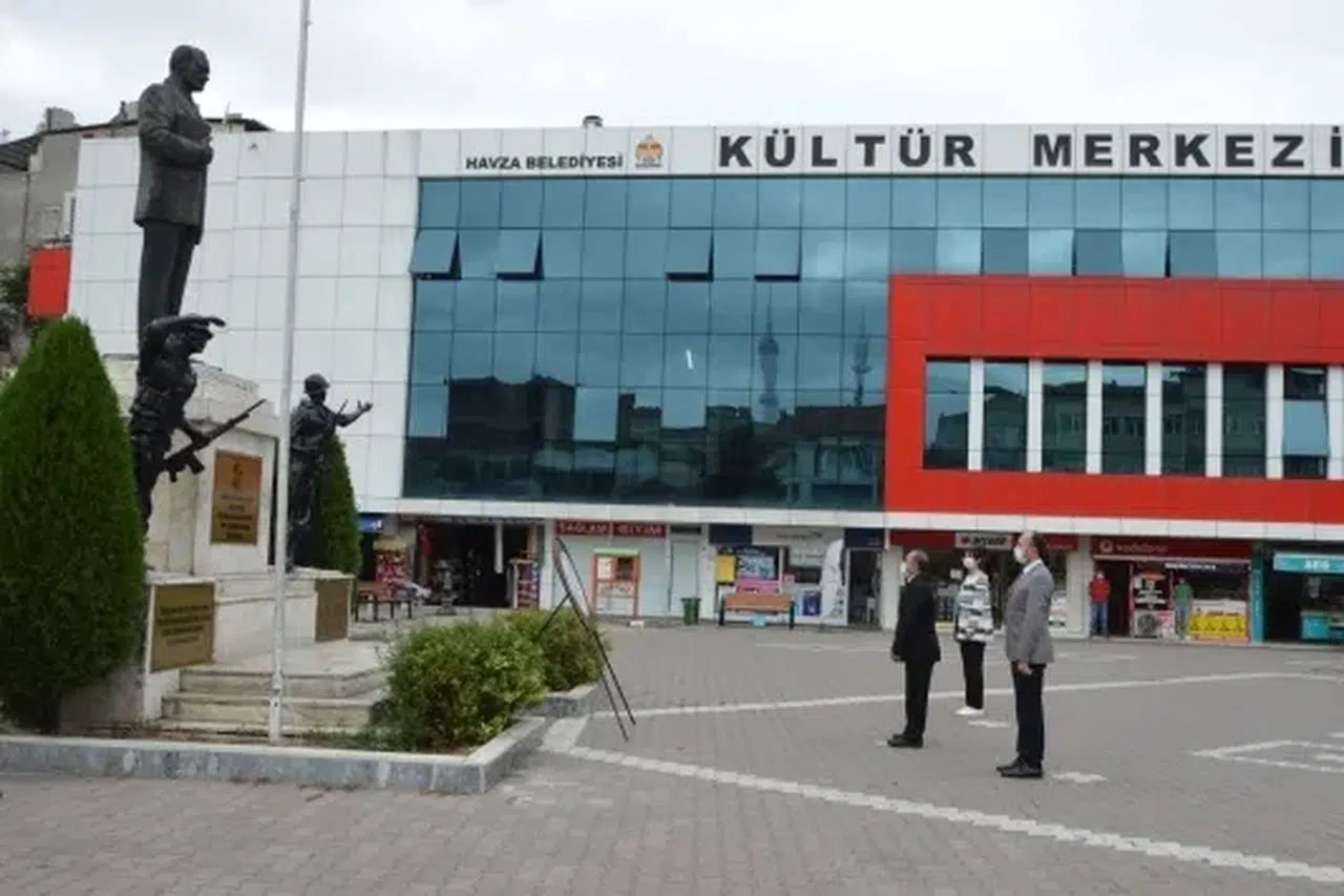 Havza'da İlköğretim Haftası nedeniyle tören düzenlendi