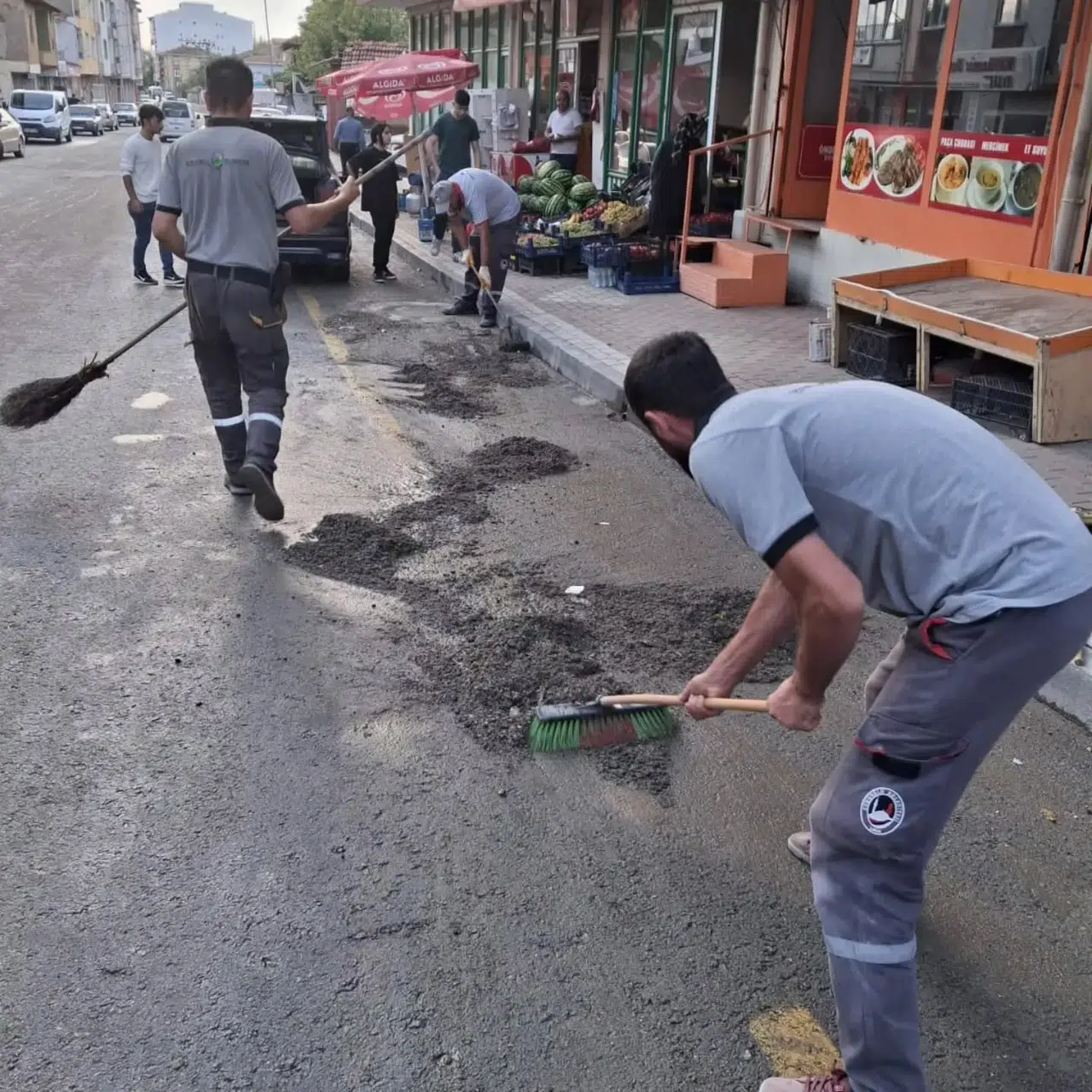 Sungurlu Belediyesinden Kapsamlı Temizlik Çalışması