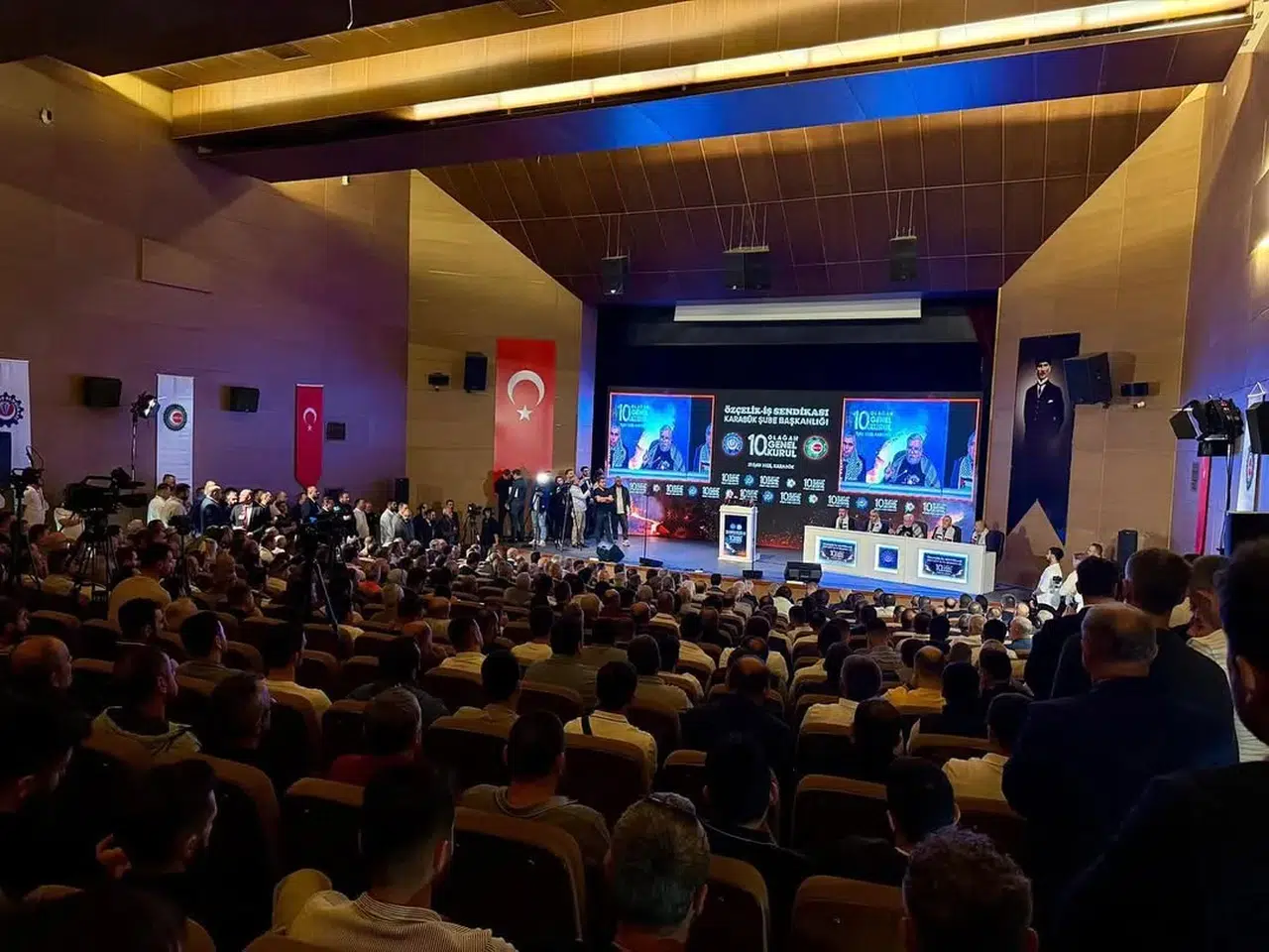 Özçelik-İş Sendikası Karabük Şube Başkanlığı'nın 10. Olağan Genel Kurulu yapıldı