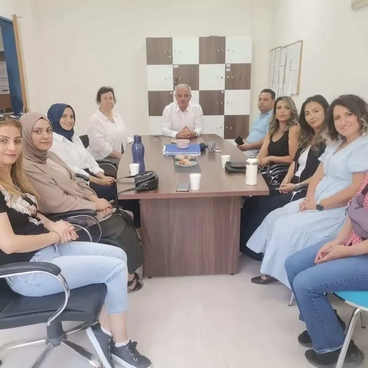 Amasya Valisi Önder Bakan, Mevlüde Genç’in ailesini ziyaret etti