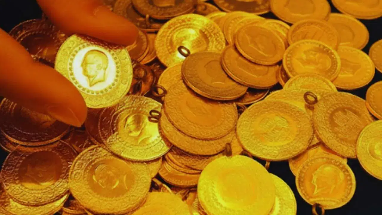 Ünlü banka gram altın biriktirenleri uyardı! 2026 için yeni rotayı çizdi