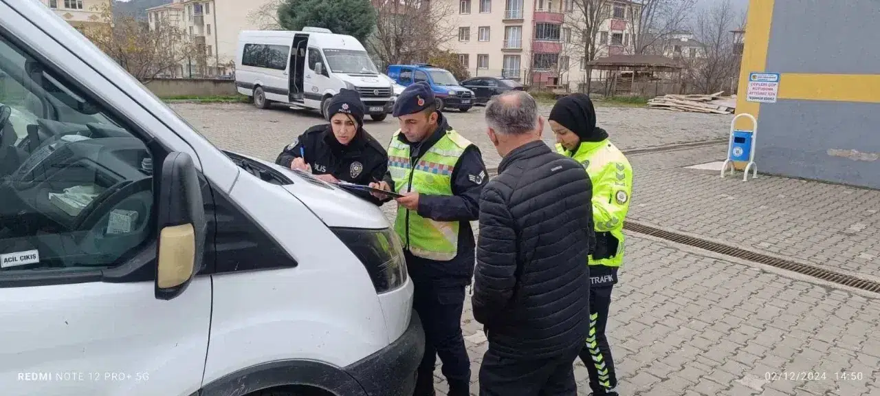Hanönü'de öğrenci servisleri denetlendi