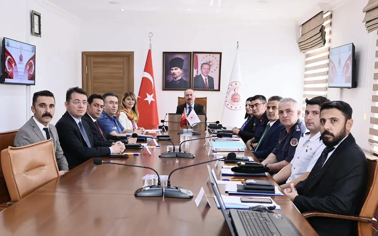 Üniversite Öğrencilerinin Güvenliği İçin Zirve Toplandı