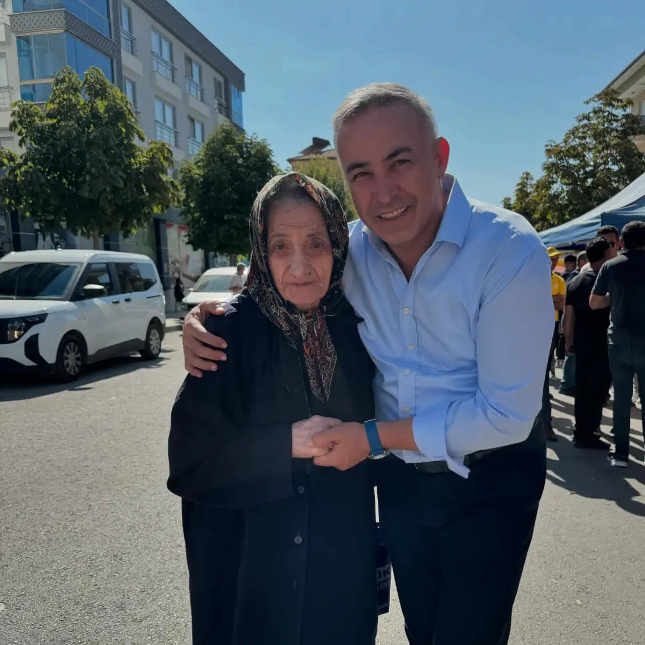 Tahtasız'dan Vefa Dolu Teşekkür